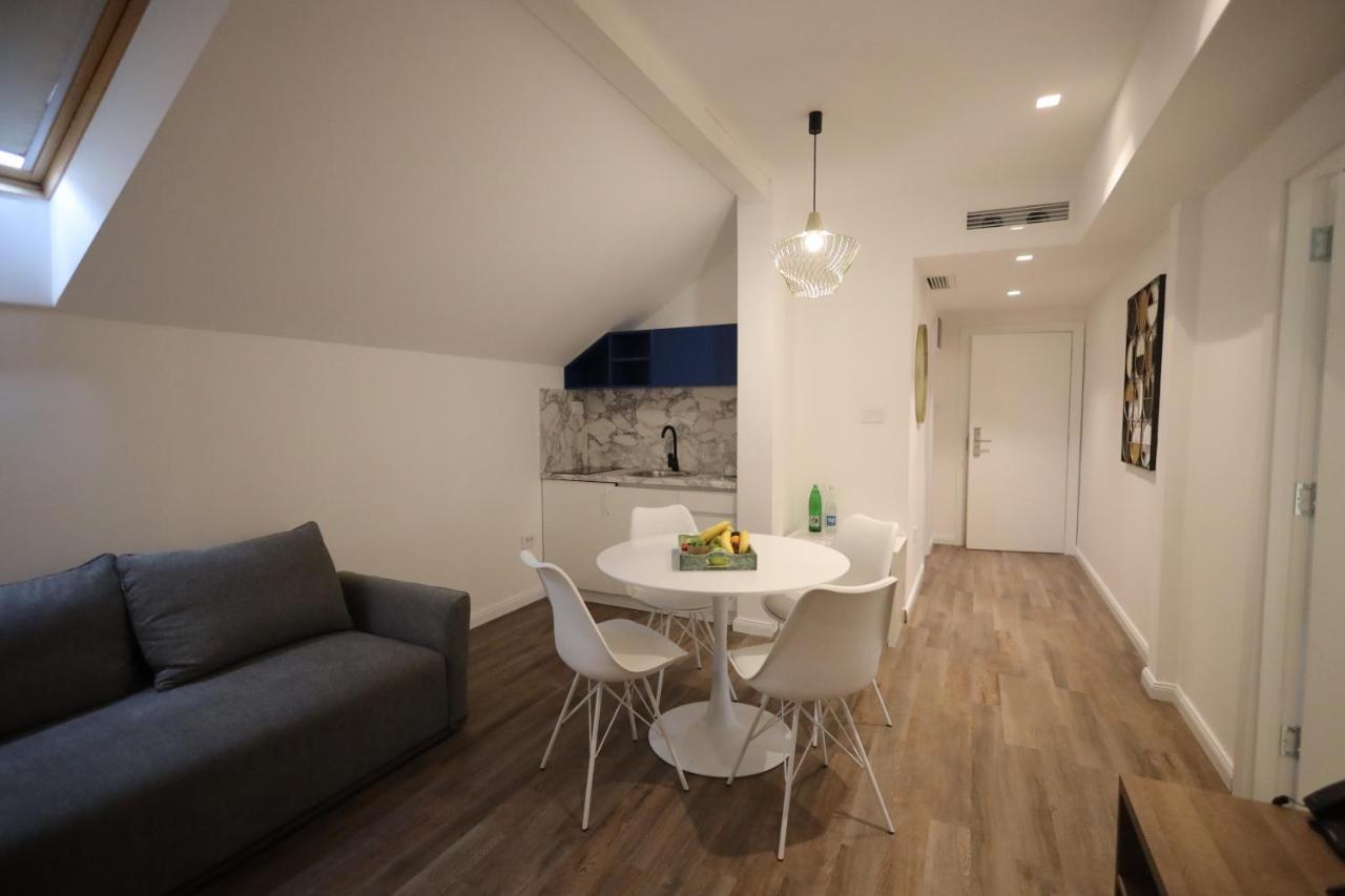 Royal Wellness And Spa 鲁马 外观 照片