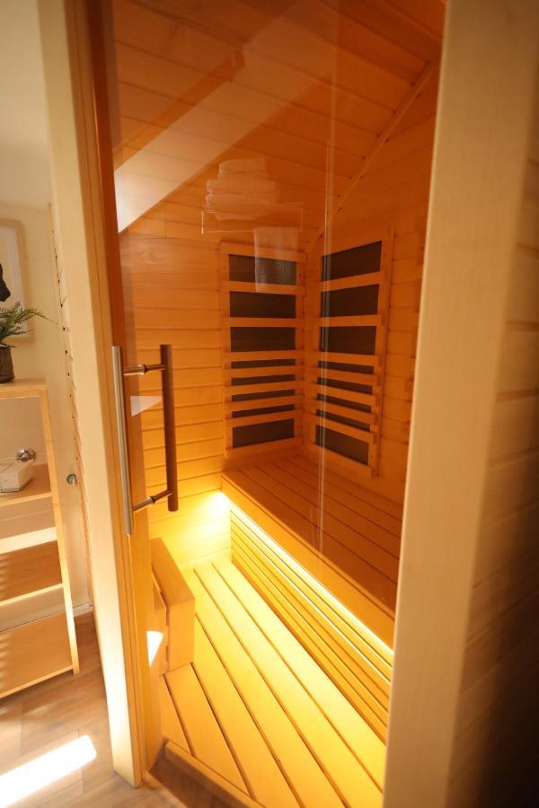 Royal Wellness And Spa 鲁马 外观 照片