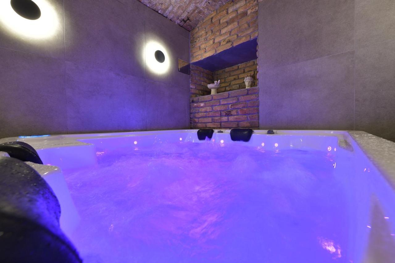 Royal Wellness And Spa 鲁马 外观 照片